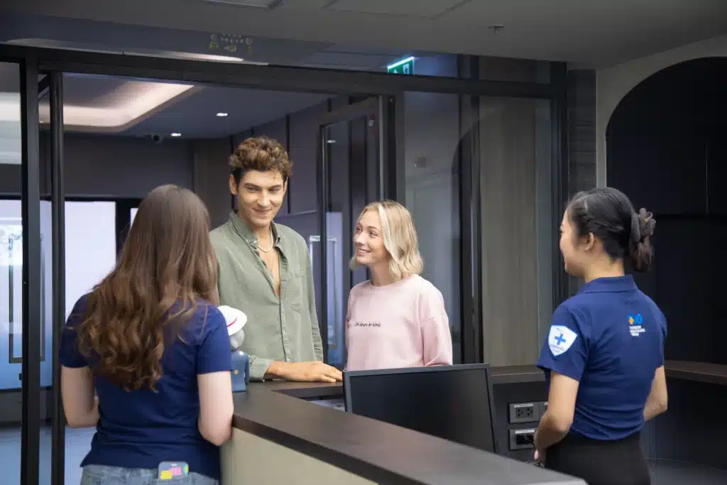 Male Client Checking in at Horizon
