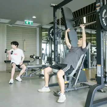 Horizon_Gym_Weightlifting